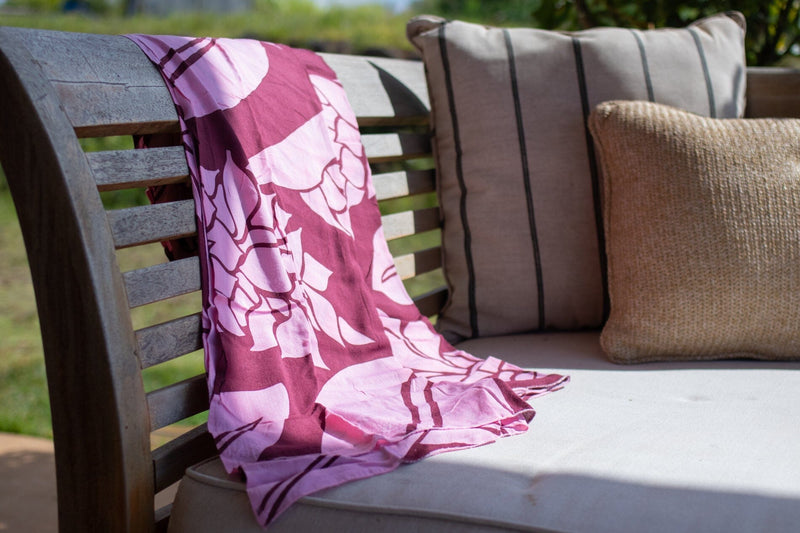 Sarong--5 Varieties LIfestyle Island-Essence-Cosmetics Pink & Burgundy Torch Ginger 