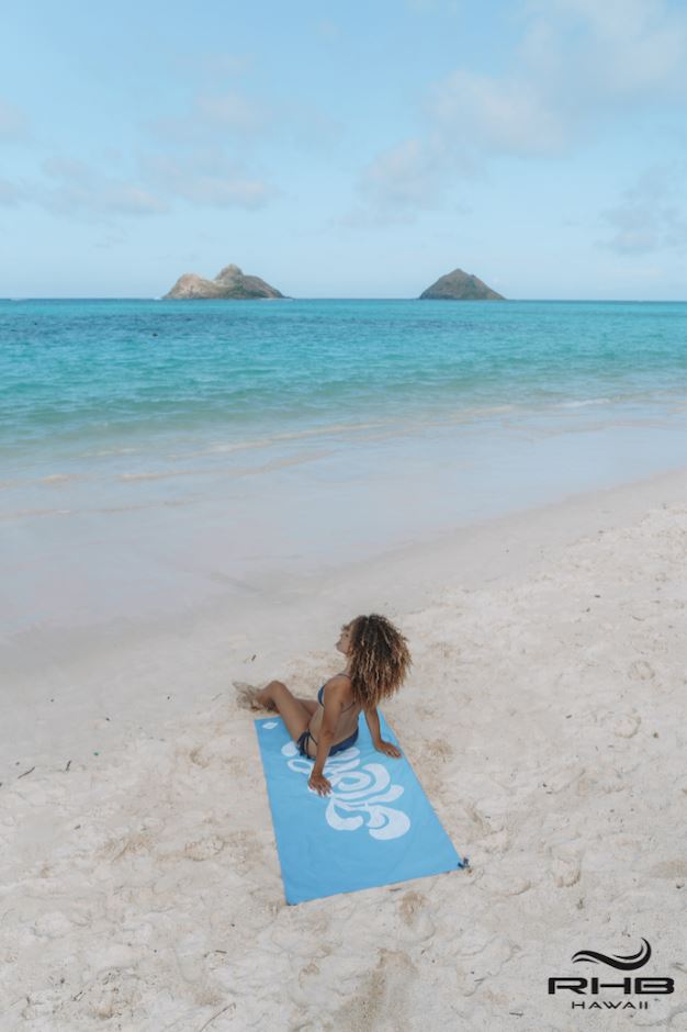 Blue Aloha Microfiber Beach Towel Towel Island Essence 